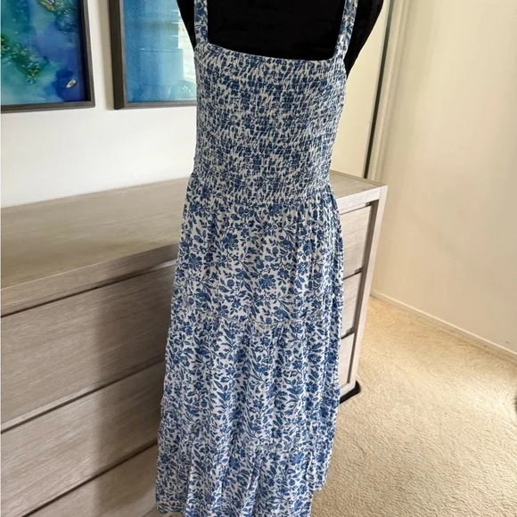 Elegant Navy Blue Women's Dress - Picture 14 of 14